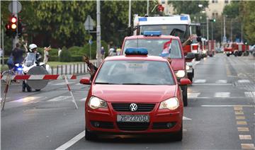 Povratak zagrebačkih vatrogasaca sa gašenja požara u okolici Splita