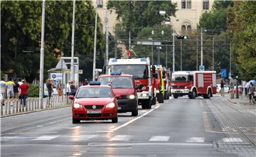 Povratak zagrebačkih vatrogasaca sa gašenja požara u okolici Splita