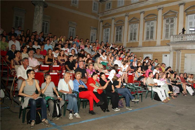 Zatvorene Riječke ljetne noći