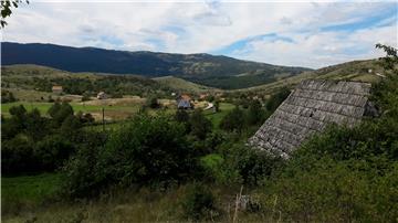 REPORTAŽA Na planini Raduši s posljednjom generacijom obitelji nedovoljno priznate stočarske tradicije