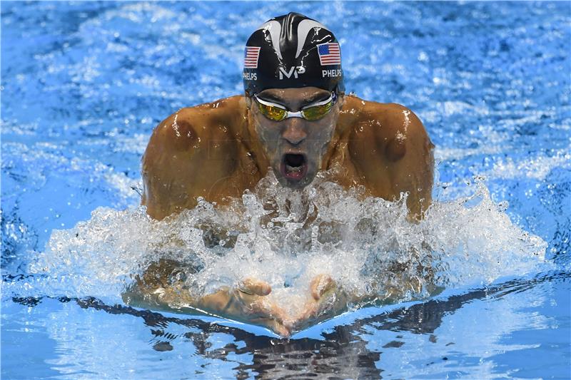 Phelps se utrkivao s velikom bijelom psinom