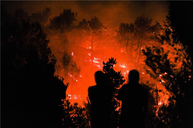 Veliki požar u Klisu pokraj Splita