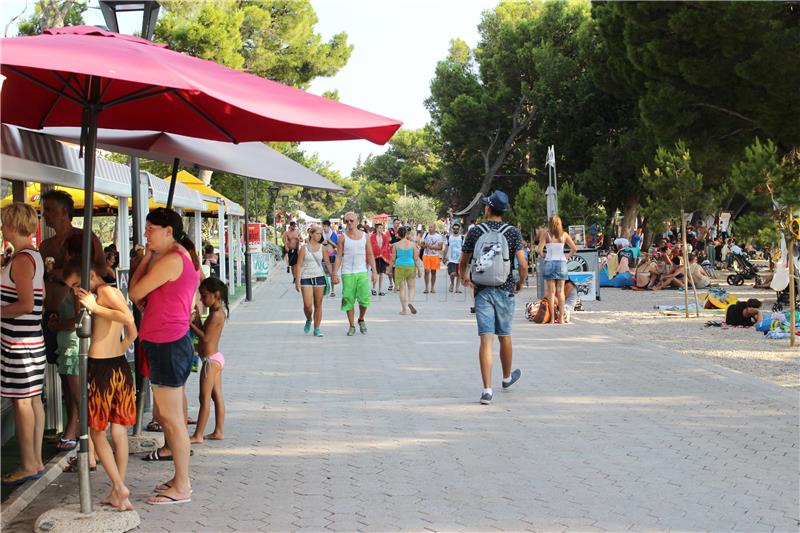 HGK: Turizam višestruko diže potrošnju hrane i pića