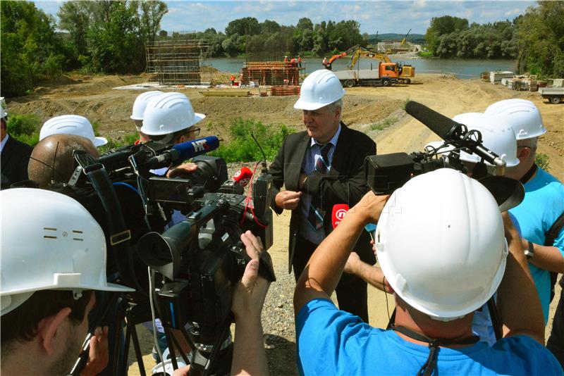 Napreduje gradnja mosta Svilaj na granici s Bosnom i Hercegovinom