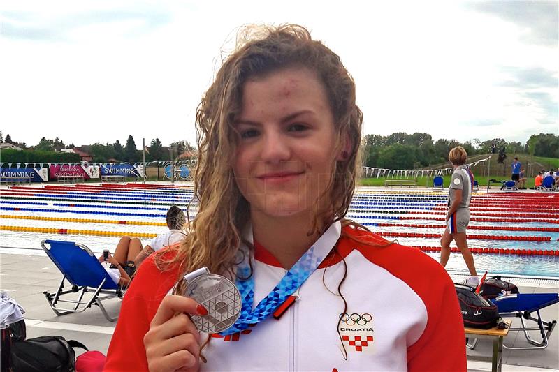 EYOF - Lorena Jerebić osvojila srebro na 100m delfin