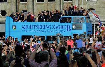 Croatia water polo world champions get heroes' welcome in Zagreb