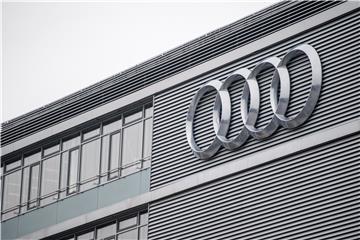 Audi smanjuje troškove za 10 milijardi eura, okreće se električnim vozilima