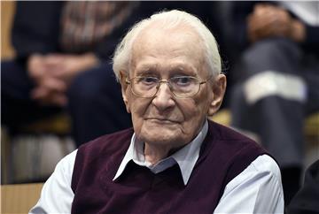 (FILE) GERMANY TRIALS AUSCHWITZ BOOKKEEPER