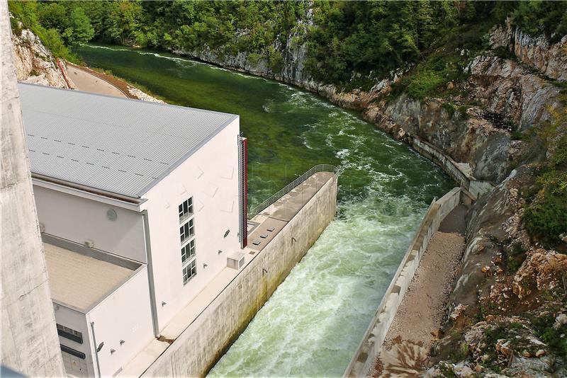 Oprez na rijeci Dobri zbog očekivanog vodnog vala nizvodno od Hidrocentrale Lešće