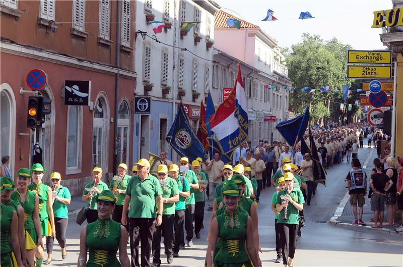 DAN POBJEDE U Puli više od tisuću sudionika na 5. mimohodu hrvatskih branitelja