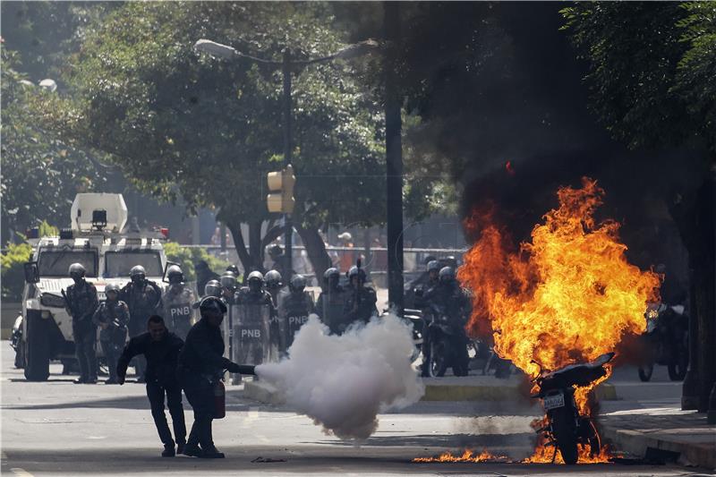 Venezuelske vlasti tvrde da su ugušile vojnu pobunu 