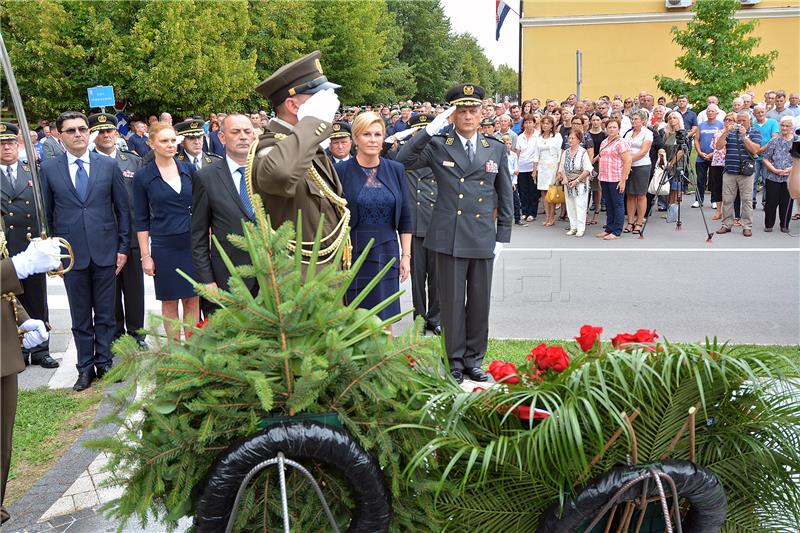 U Glini obilježena obljetnica predaje 21. krajiškog korpusa HV-u