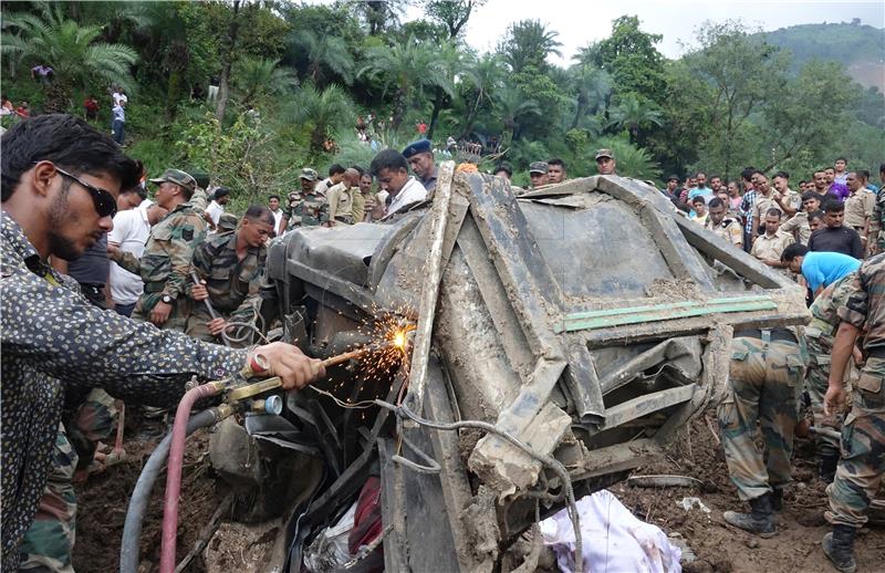 INDIA LANDSLIDE HIMACHAL PRADESH