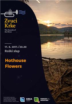 Irska grupa Hothouse Flowers nastupa na Roškome slapu u NP Krka