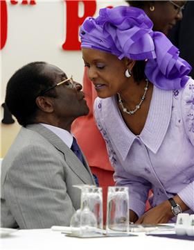 (FILE) ZIMBABWE PEOPLE GRACE MUGABE