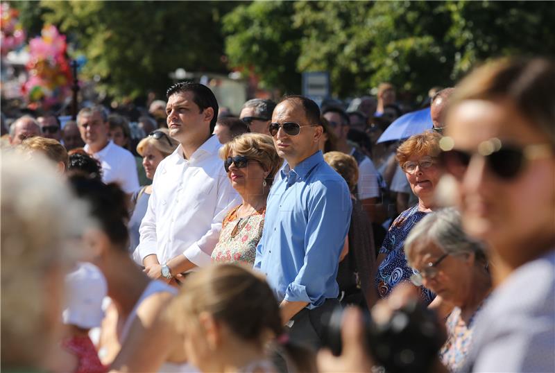 U aljmaškom svetištu Gospe od Utočišta nekoliko desetaka tisuća vjernika 