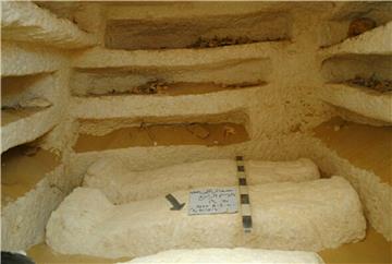 EGYPT ANCIENT TOMBS DISCOVERED