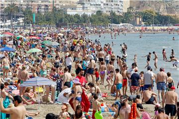 Na mediteranskim plažama zabranjen je seks, kule od pijeska i pranje posuđa