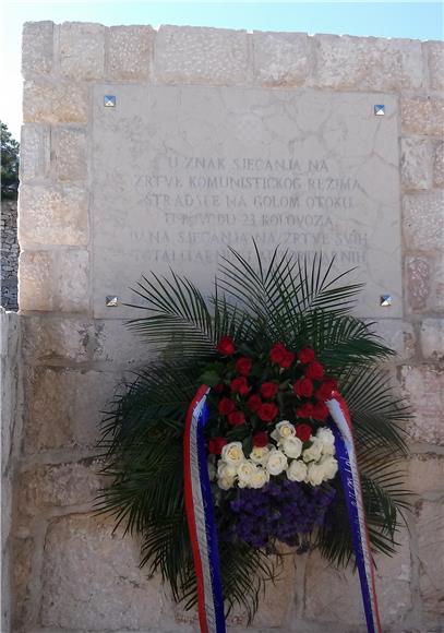 Parl. delegation lays wreaths for victims of Yugoslav Communist regime at Goli Otok, Sveti Grgur