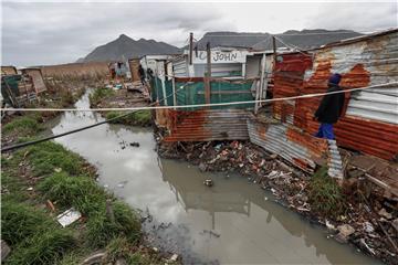 SOUTH AFRICA POVERTY