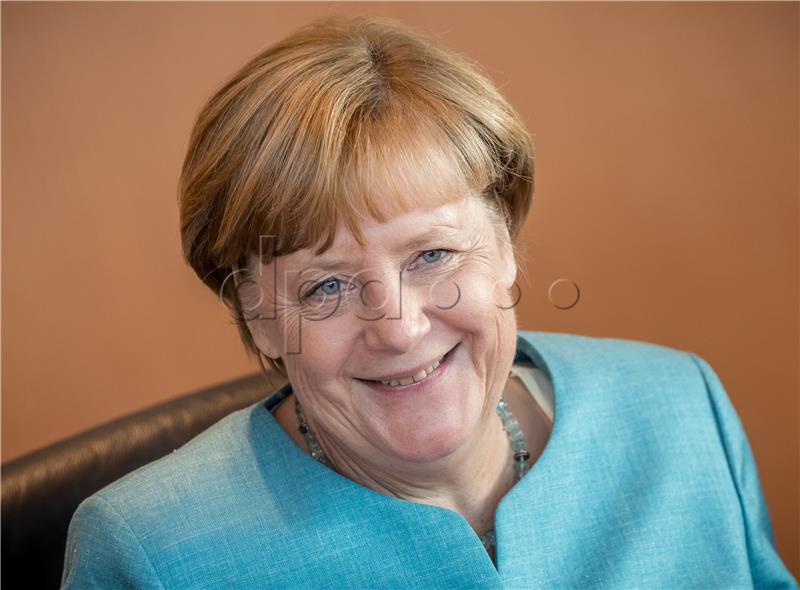 Tko je zapravo Angela Merkel i kako kuha juhu od krumpira? 