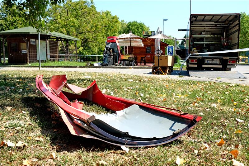 Zagreb: Lopovi na Jarunu raznijeli bankomat i ukrali novac