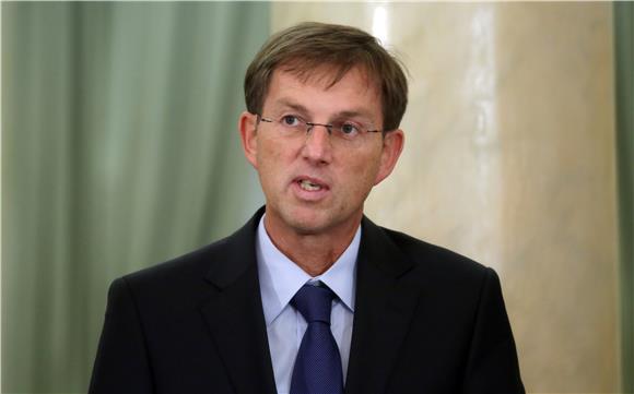 Slovenian PM says his patience regarding Croatia's arbitration position wearing thin