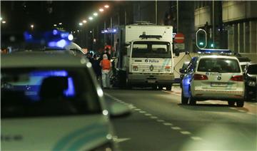 Muškarac upucan u Bruxellesu nakon napada na vojnike - tužitelji