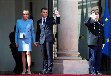 Intervju s Brigitte Macron rekordno podigao nakladu časopisa Elle 