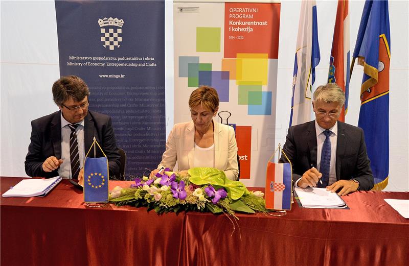 EU grant agreement signed for business zones near Zadar