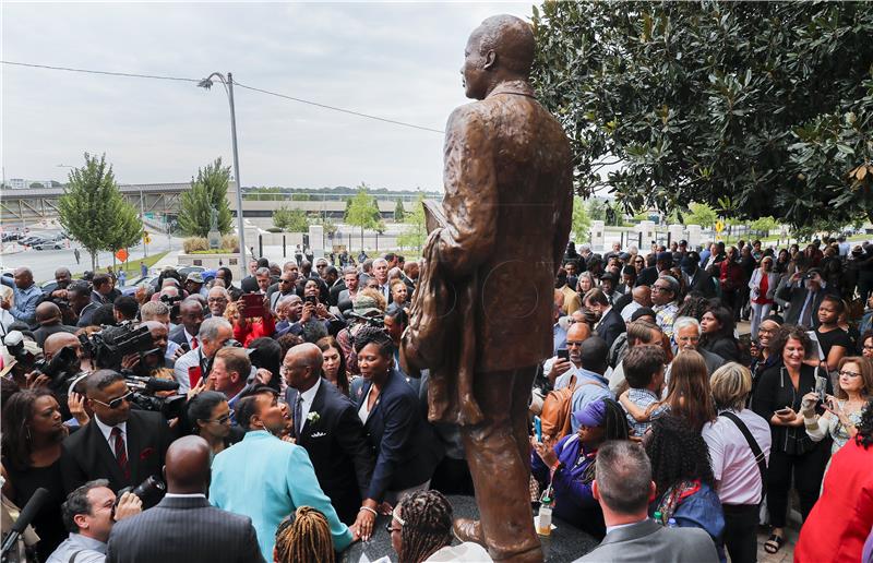 USA MARTIN LUTHER KING STATUE