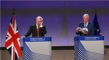 Barnier: I dalje bez pravog napretka u pregovorima o Brexitu