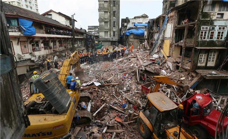 INDIA BUILDING COLLAPSE