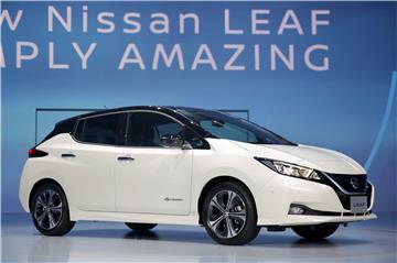 JAPAN AUTOMOBILE NISSAN LEAF