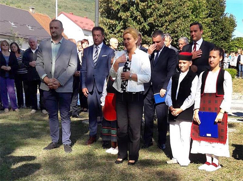 Predsjednica Grabar Kitarović u Korenici