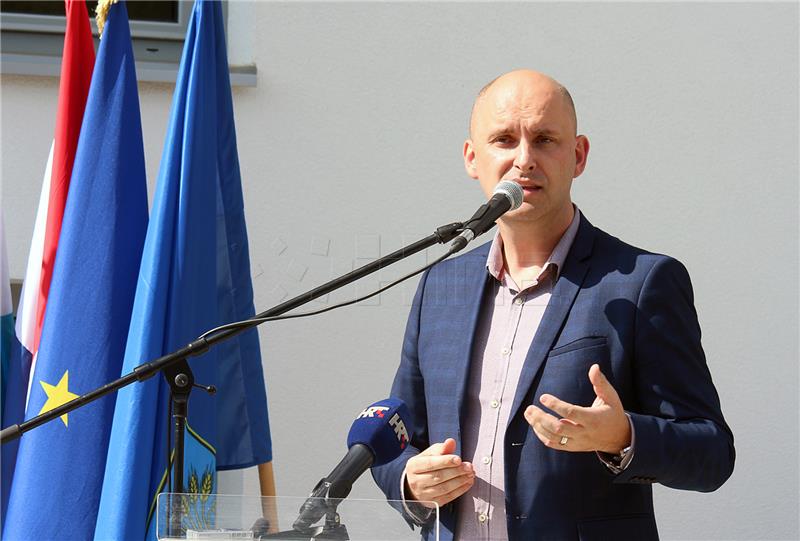 Otvoren sustav navodnjavanja Kapinci – Vaška