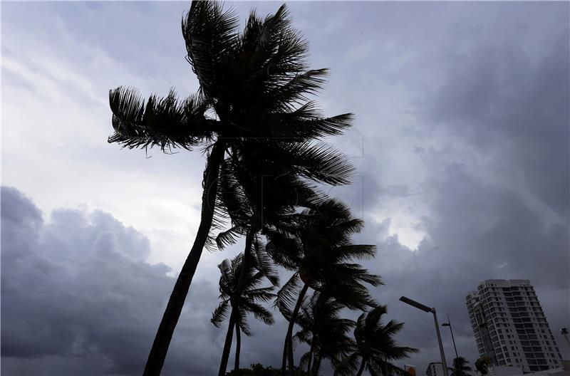 Jaki uragan Irma zahvatio otoke Sveti Bartolomej i Sveti Martin 