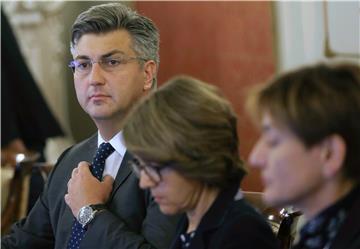 Plenković pozvao Sloveniju da prestane s ucjenama 