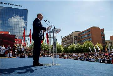 Bivši pobunjenik Haradinaj imenovan kosovskim premijerom