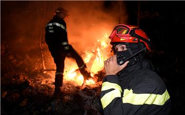 Gori u Krilu Jesenicama, Podstrani i Bajnicama