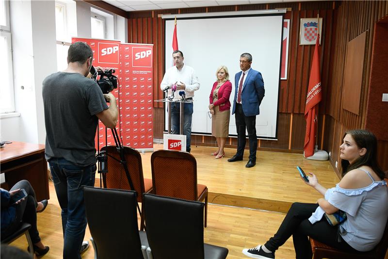 Tiskovna konferencija SDP-ovih splitskih vijećnika