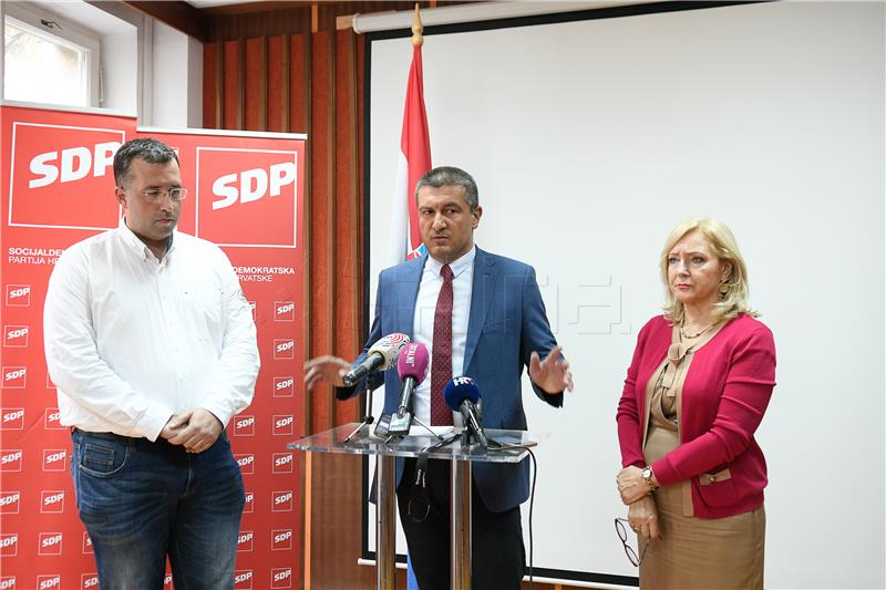 Tiskovna konferencija SDP-ovih splitskih vijećnika