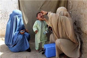 AFGHANISTAN HEALTH POLIO VACCINATION