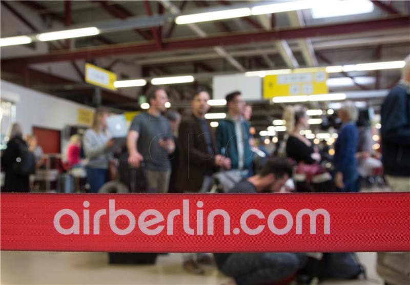 Air Berlin otkazao 100 letova zbog 200 iznenada oboljelih pilota