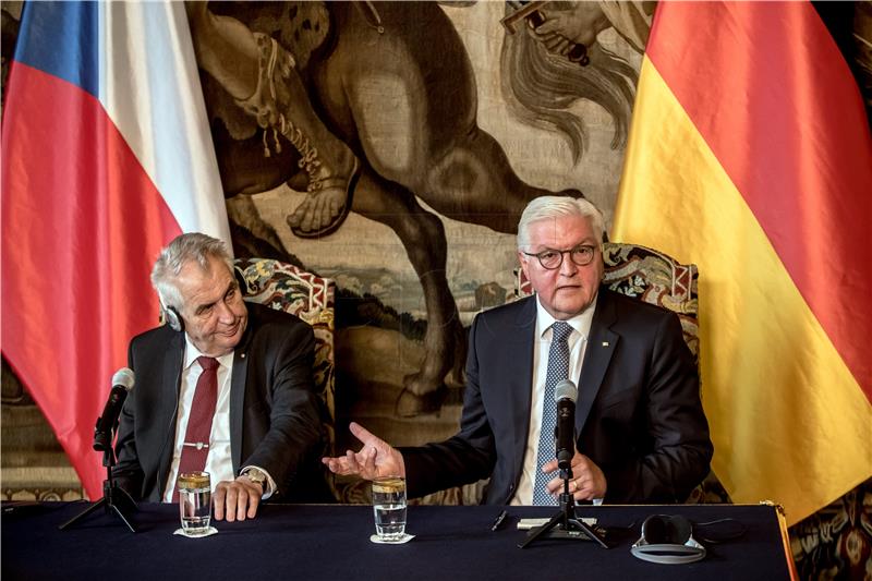 Steinmeier kaže da članice EU-a moraju poštivati odluku o preseljenju izbjeglica