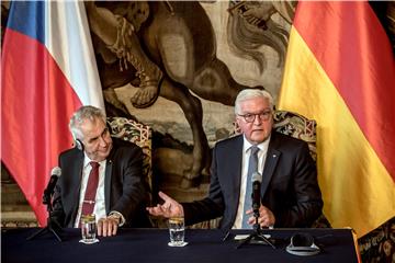 Steinmeier kaže da članice EU-a moraju poštivati odluku o preseljenju izbjeglica