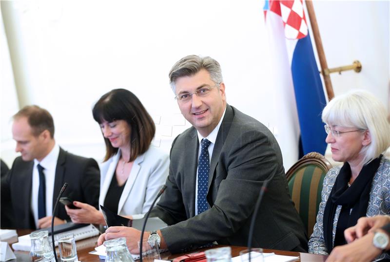 VLADA Plenković: Želimo najširi konsenzus oko pitanja obrazovne reforme