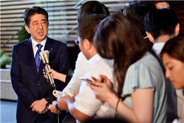 Japanski premijer razmatra prijevremene izbore najranije u listopadu  - izvori