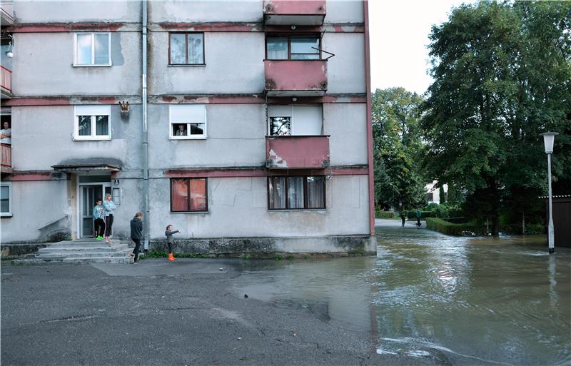 Premijer i ministri posjetili Ogulin nakon jakog nevremena