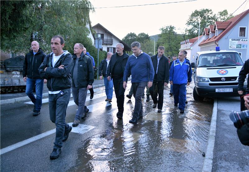 Premijer i ministri posjetili Ogulin nakon jakog nevremena